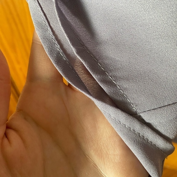 Like New Socialite Scallop Cami Tank in Dusty Lavender - Picture 6 of 8